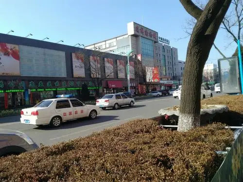 辽宁省丹东市东港市黄海大街靠近丹东银行(发展支行)