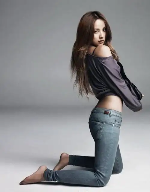 [李孝利的幸福哲学]国民妖精嫁给丑男被嘲「美女与野兽」,婚后生活却