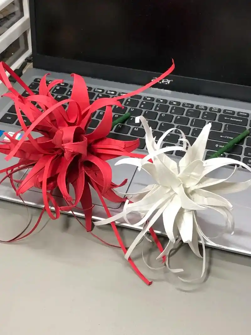 彼岸花 #彼岸花 #曼珠沙华 #曼陀罗华 #折纸 #手工 - 抖音