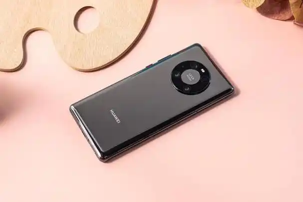 华为mate40e pro还能卖到4550元?因为麒麟9000l还能继续打!