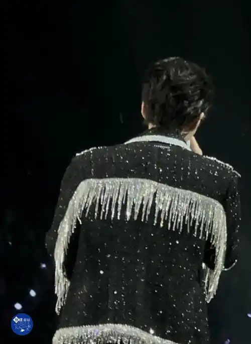 11个王俊凯##江苏卫视跨年##王俊凯官宣江苏卫视跨年