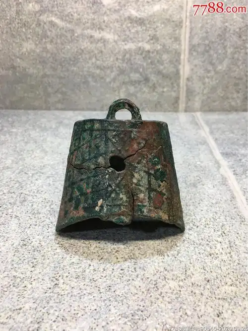 战汉青铜铃铛小编钟