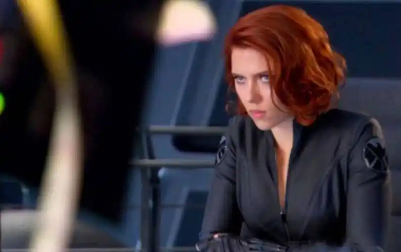 原创黑寡妇斯嘉丽一张鼻涕纸拍83次卖5300美金18年换7对象