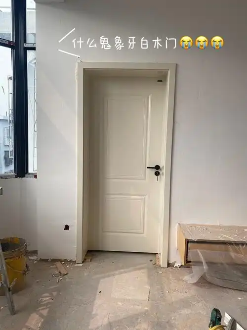 象牙白实木烤漆门