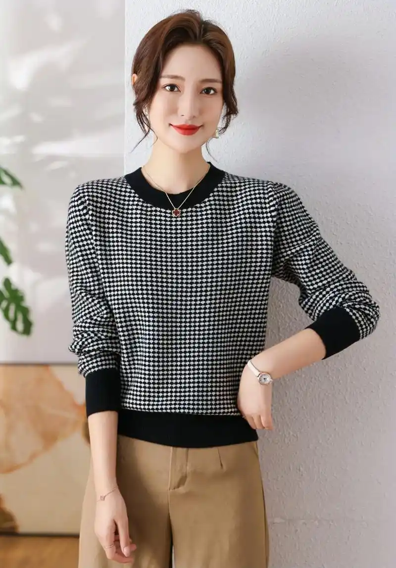 2023款秋冬新款圆领羊毛衫长袖针织衫时尚纯羊毛上衣套头毛衣 - 抖音