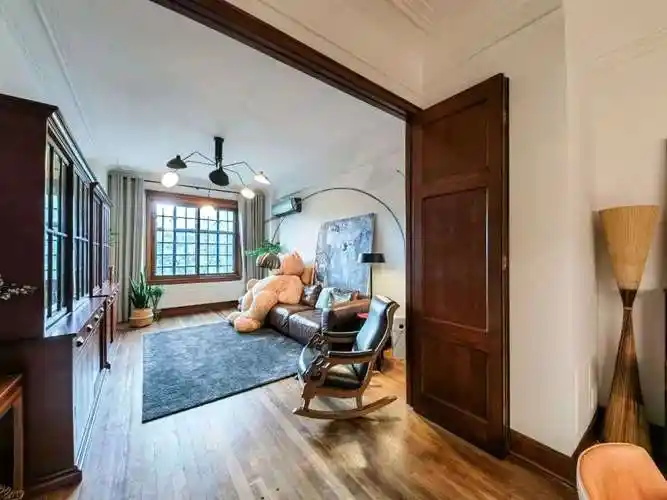 武康大楼一间房3050万到底谁在买上海老洋房