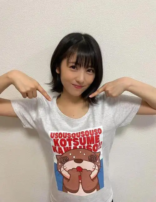 日本性感女星滨边美波