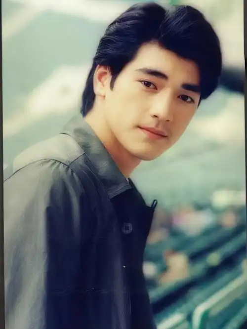 有一种帅哥叫金城武曾经亚洲男星颜值顶峰