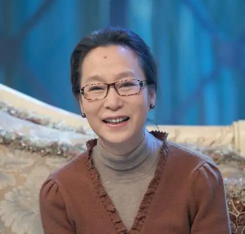 不傍富豪,不滥情的奚美娟:39岁生子后被离婚,66岁至今未再婚