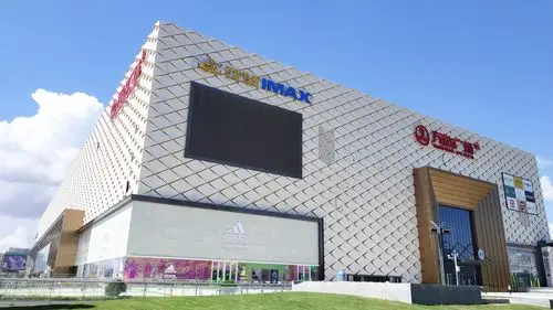 华南城万达广场延期开业 万达商业模式深圳遭质疑