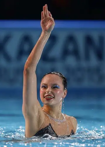 吴敏霞施廷懋女子双人三米板夺金 黄雪辰获得花样游泳单人技术银牌【6