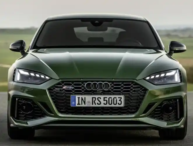 奥迪rs5中期改款,外观细节进一步犀利化