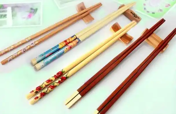 筷子什么材质更好?注意这5种不能选,不是讲究,是为了健康