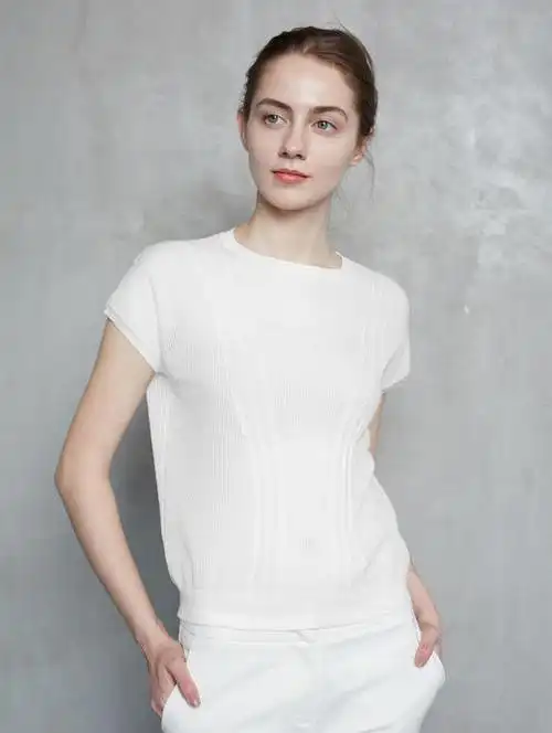 sandriver春夏圆领塌肩无袖女套衫sjs18w020n