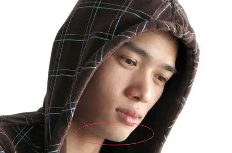 男人下巴短面相好吗,短下巴的男人就没福气吗