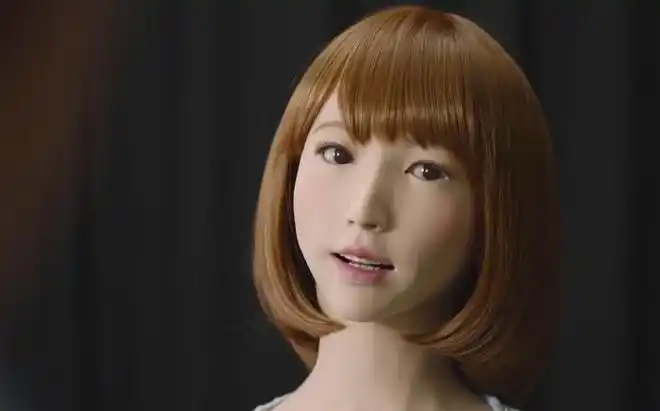 面对最逼真的人形机器人erica如何证明自己是人