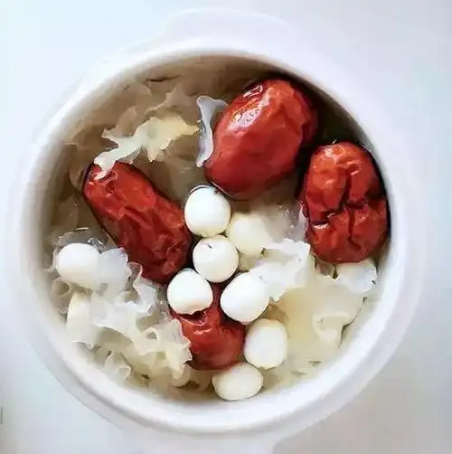 6款安神汤帮你摆脱失眠烦恼从此做个睡美人