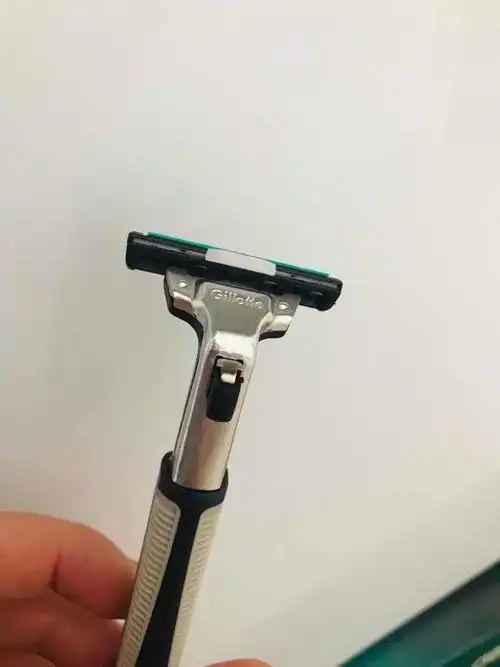 吉列手动剃须刀