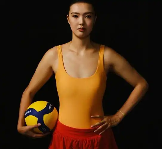 正当中国女排积极备战亚运会等多项赛事之际,久未露面的张常宁传出新