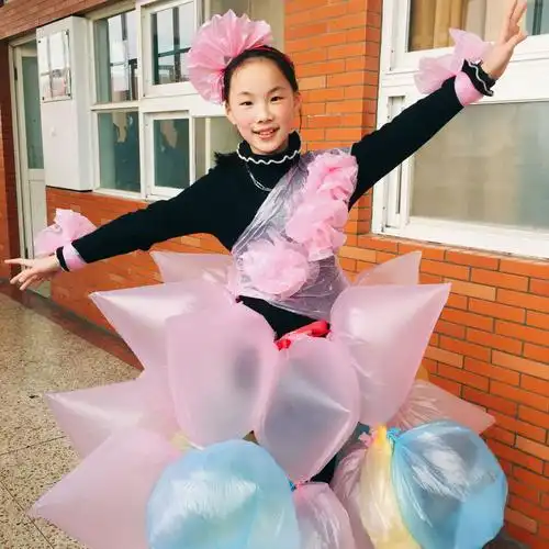 四2班创意环保时装秀(2017.3.16) - 美篇