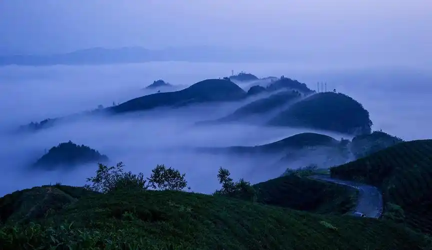 华盖山美景:梦里华盖山,深情无限,让人记忆深刻!