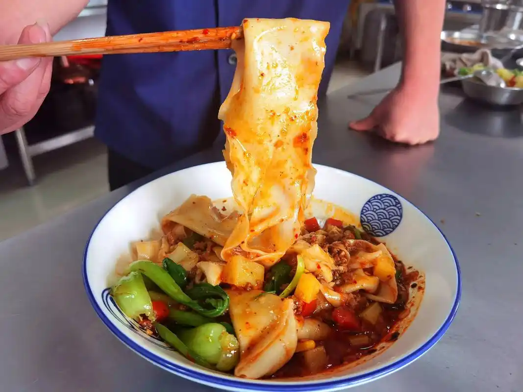 来陕西一定要吃的biang biang面,你的味道,你来决定