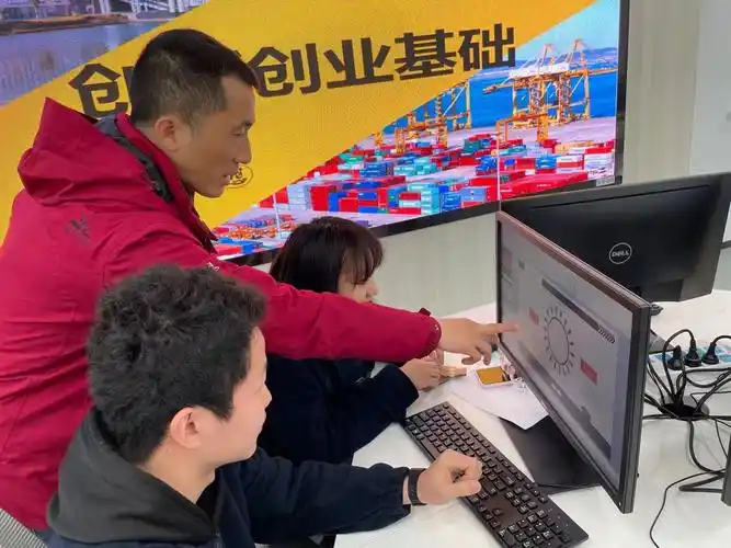 我校首次开展创新创业实训课程南财高金融系创新创业实训课程