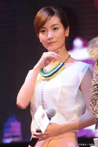 李晟——甜美而又不失俏皮可爱