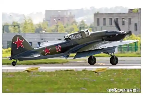ju-87斯图卡(咆哮者):俯冲轰炸机,二战德国最强轰炸机!
