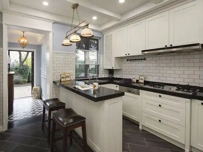 联排别墅半开放式厨房装修设计图_装信通网效果图