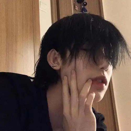 2020最火微信帅气男生头像