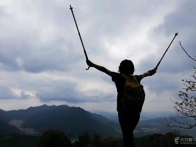 2018-10-14 登山美女留影