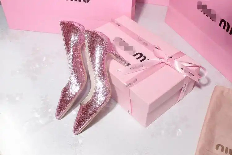 2014最新款尖头可爱闪片高跟单鞋,真皮高跟鞋女