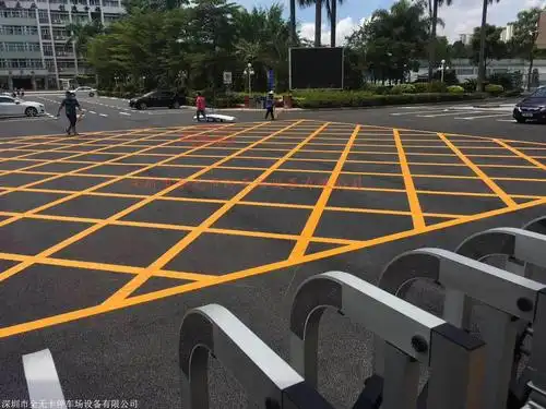 禁停网格园区划线厂区划线 交通标线    根据《道路交通标志和标线》