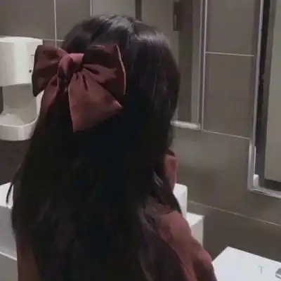 苏旬/『限定甜妹 遮脸背影 头像_女生头像_我要个性网