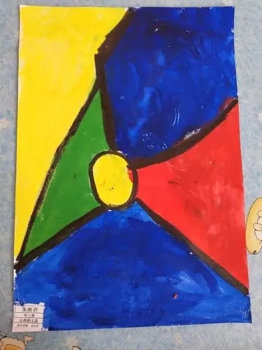 山西幼.中三中四美术托管班幼儿美术作品《红黄蓝》