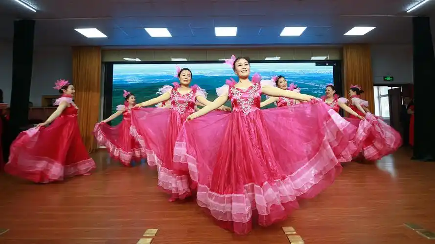 临沂日报报业集团中老年记者团成立