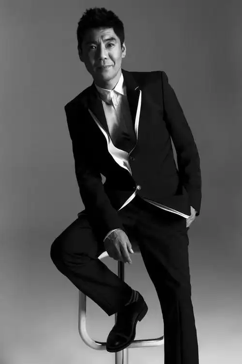 屠洪刚儿子网贷度日