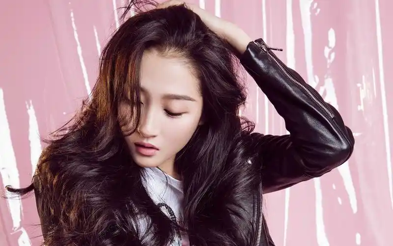 关晓彤朋克复古花样写真桌面壁纸_大陆明星_壁纸下载_美桌网