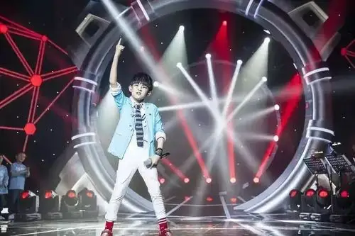 中国新声代第五季来啦让萌娃与导师共同唱响你的夏天