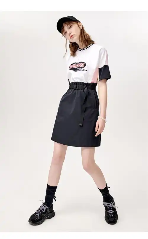 filafusion斐乐潮牌运动连衣裙夏季新款撞色拼接时尚休闲裙深黑abk180