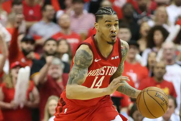 杰拉德·格林达再次回归火箭,签下一年无保障老将底薪合同._34433体育