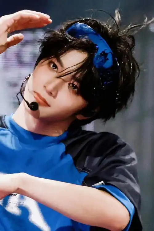 刘耀文护目镜返场#为什么说刘耀文是女神