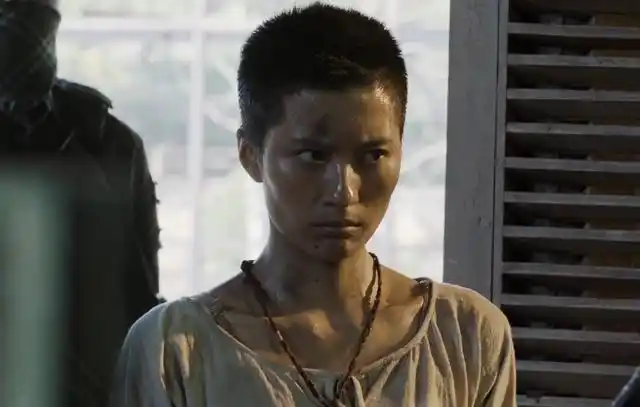 红蝎子演员表,红蝎子的演职员表(米娅最终成病态女毒贩)