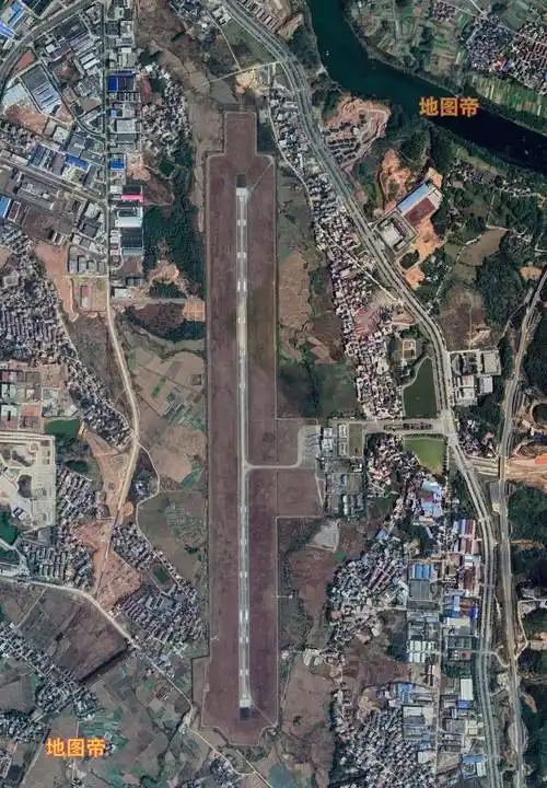 航拍景德镇罗家机场,距离市中心太近了,约5公里_江西省_旅客_中国