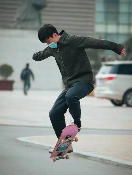 腾龙70-210mm f4 拍运动还是可以的吧93