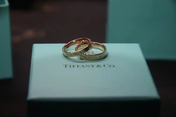 tiffany对戒简简单单才是真明年今日结婚