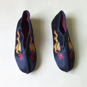 男寿衣配件寿鞋绣龙男款棉寿鞋殡葬丧葬白事死人穿鞋子寿衣寿帽