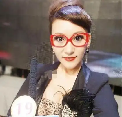 【图】非诚勿扰女嘉宾俞夏简介 其低胸爆乳裙抢镜?