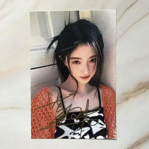 【闪电发货】鞠婧祎周边 鞠婧祎签名照片亲笔保真周边鞠婧祎同款定妆